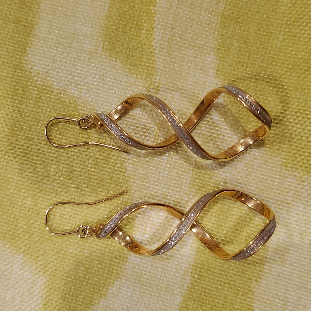 16K Gold Dangle Earrings with a Diamond Bend